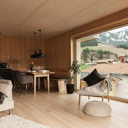 Apartment H17 2 *