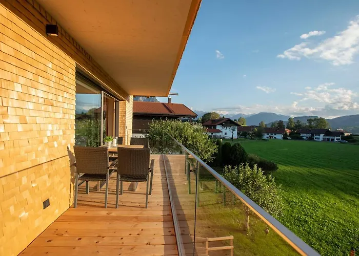 Apartament H17 2 *